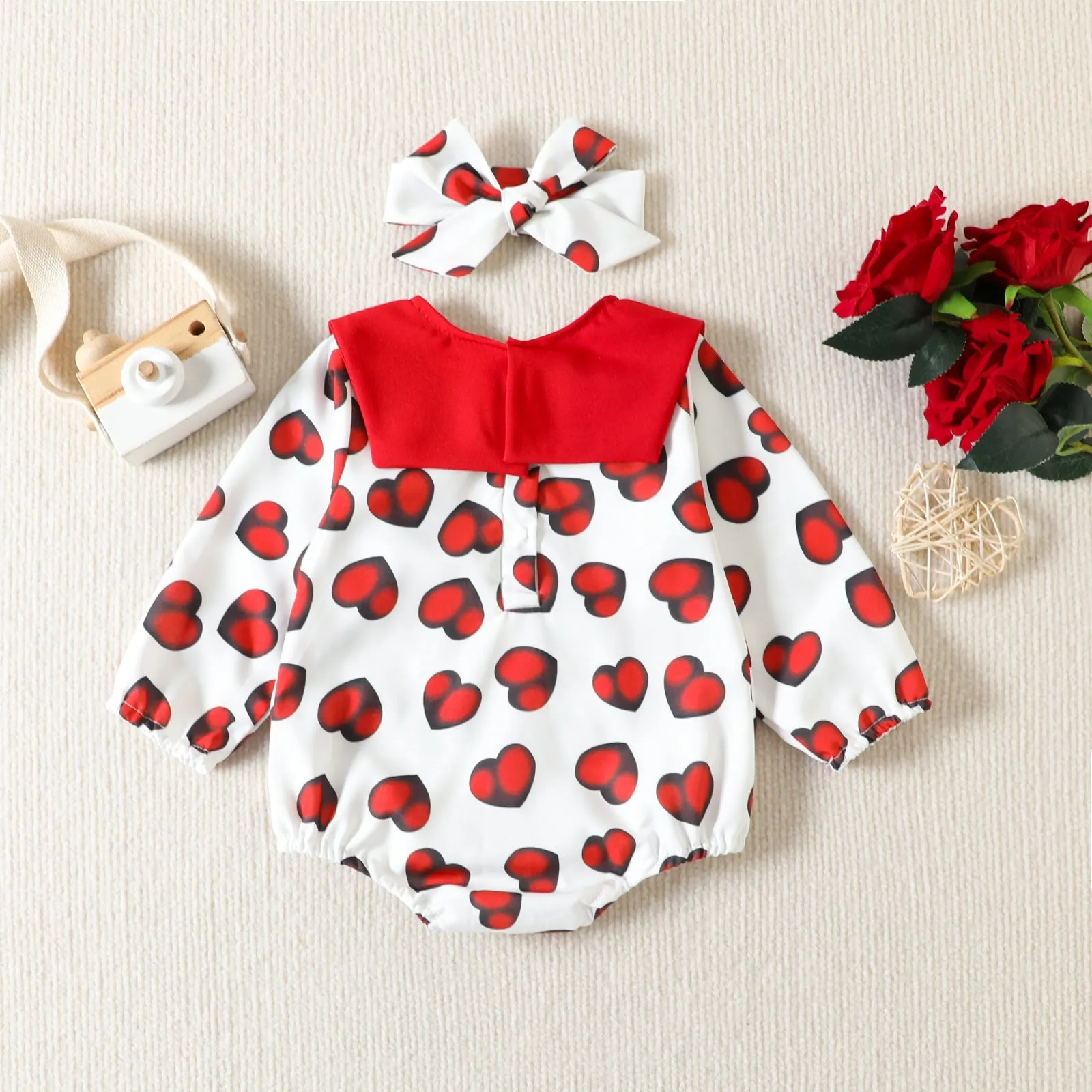 2023 Valentine's Day Infant and Toddler Bodysuit Love Print Turnover Collar Long Sleeve Triangle Romper Creeper