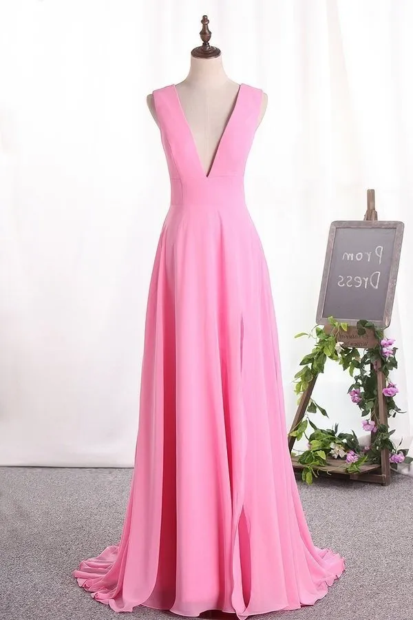 2024 Prom Dresses V Neck Chiffon With Slit PTRX7LGK