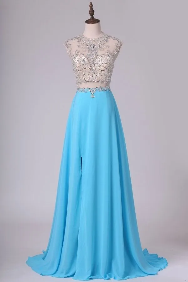 2024 Scoop Prom Dresses Chiffon With Slit And Beads P4KPS6EN