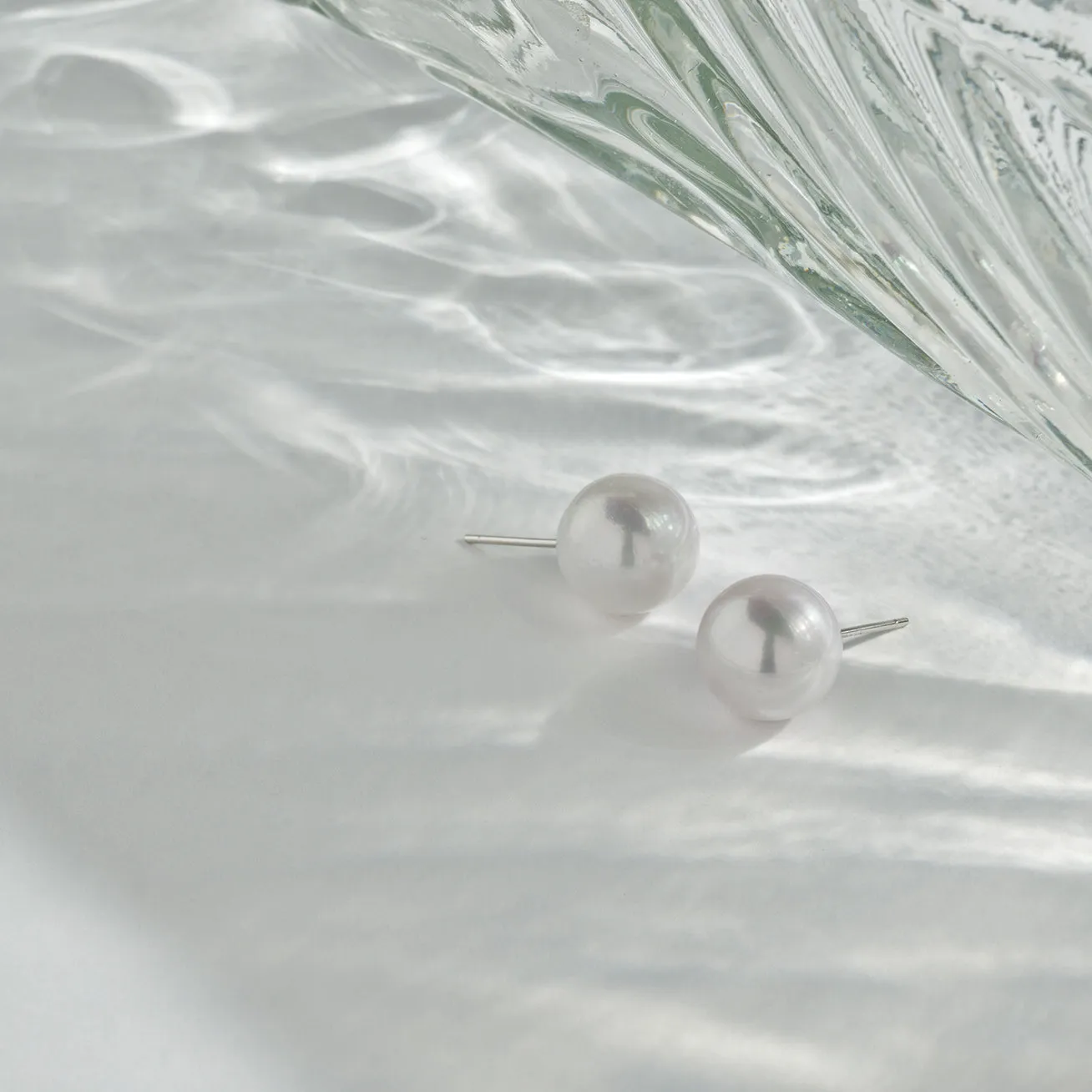 Elegant? Edison White Pearl Stud Earrings WE00478