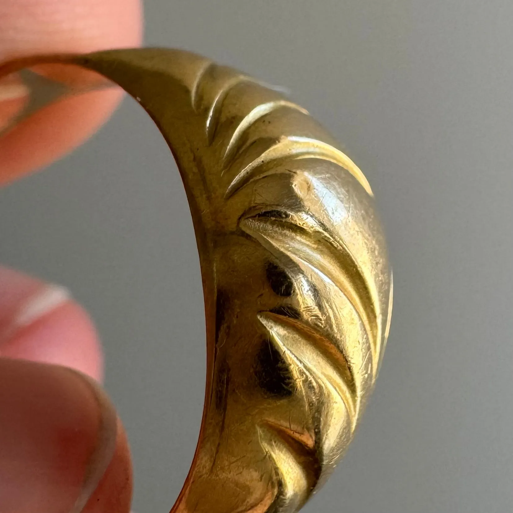 P R E - L O V E D // wearable croissant / 18k yellow gold hollow dome ring / size 7