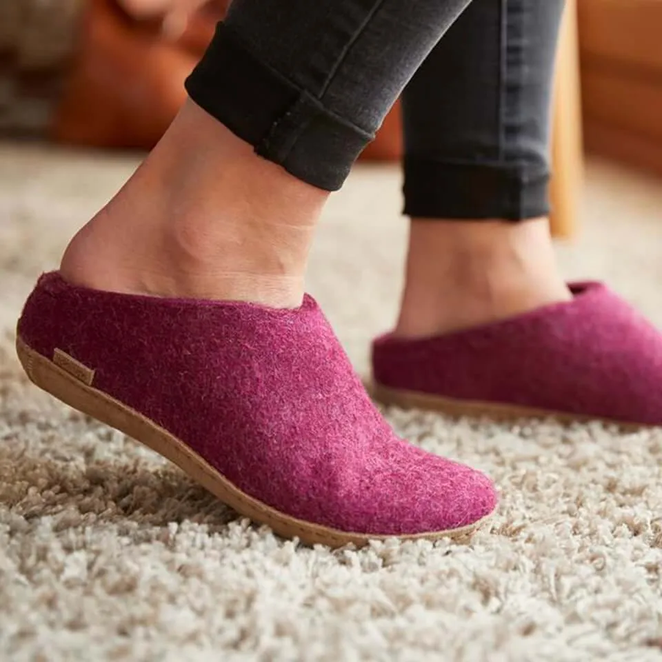 Slip-on with leather sole - Cranberry